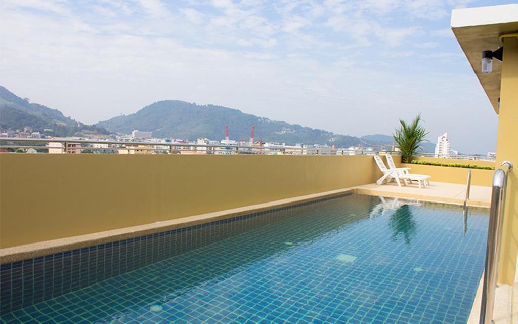 88 Hotel Patong Eksteriør bilde