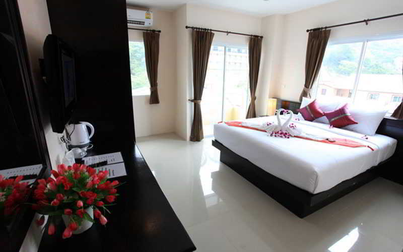 88 Hotel Patong Eksteriør bilde