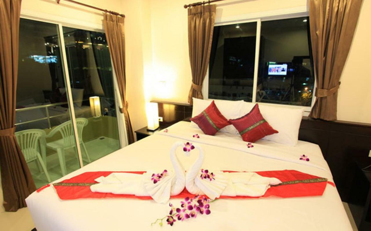 88 Hotel Patong Eksteriør bilde